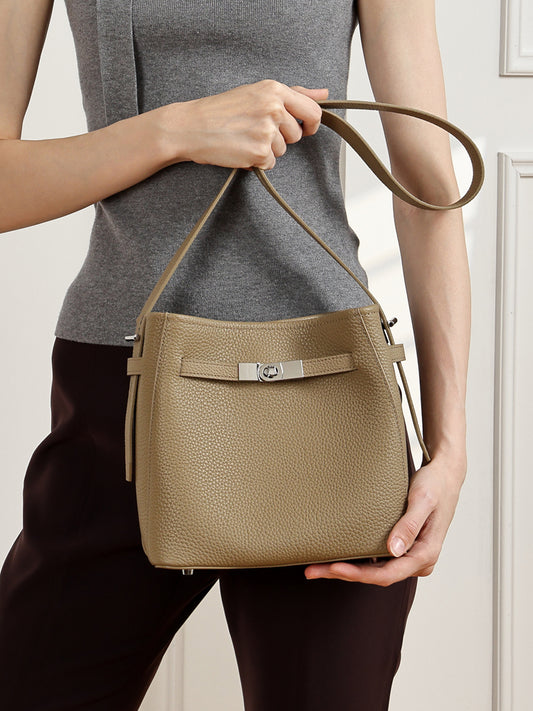 3351 Large-Capacity Bucket Bag – Full Grain Cowhide Leather