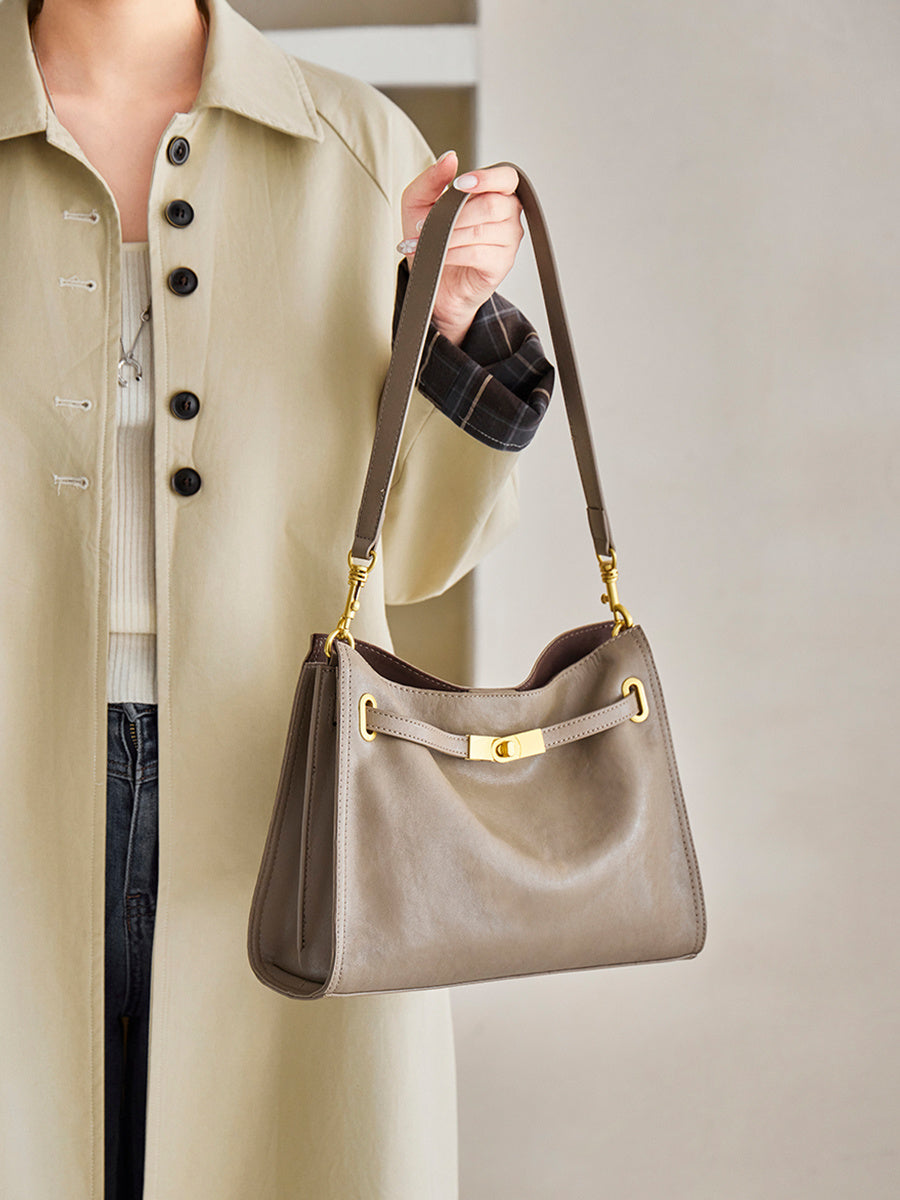 3320 Retro Crossbody Bag – Full Grain Cowhide Leather