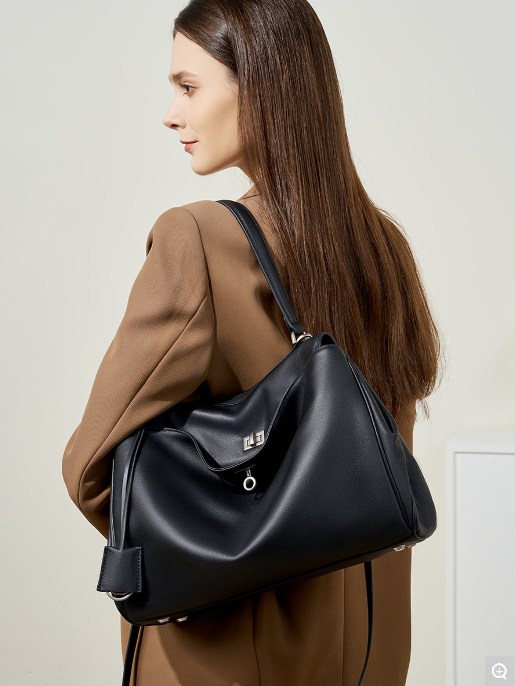 2727 Large Rodeo Lock Tote Bag – Cowhide Leather
