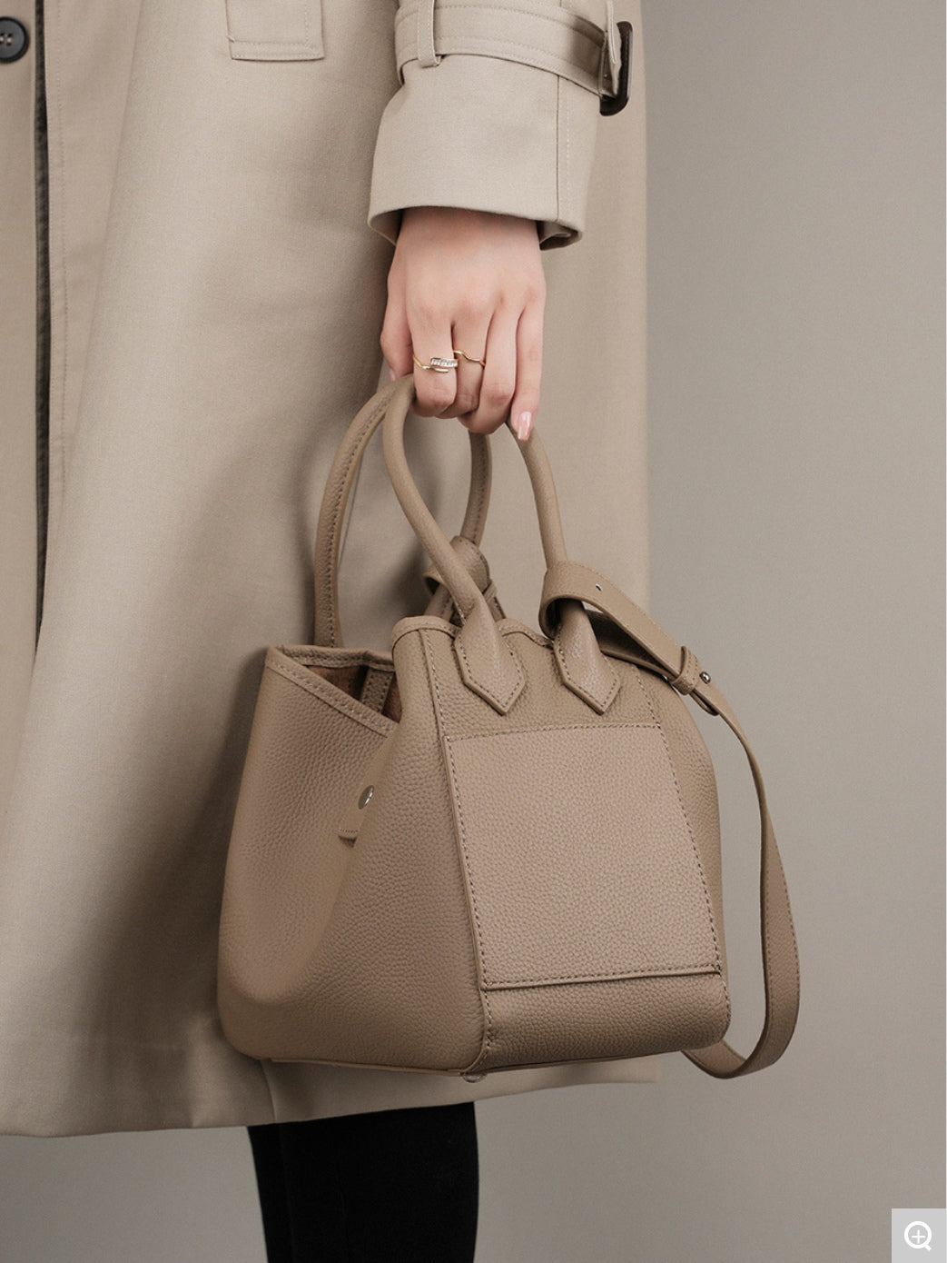 2271 Bucket Bag – Full Grain Cowhide Leather