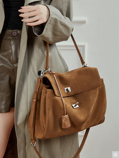 3262 Large Retro Large-Capacity Tote Bag – Suede Leather