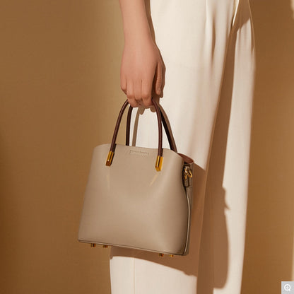 2235 Bucket Bag – Full Grain Cowhide Leather