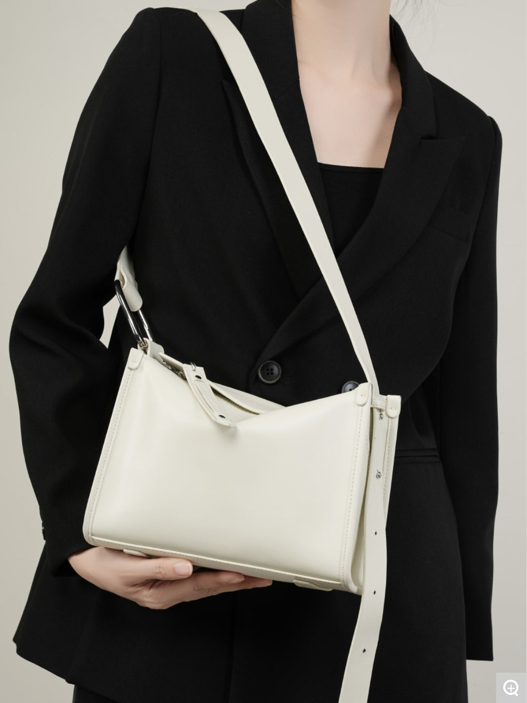2298 Pillow Bag – Cowhide Leather