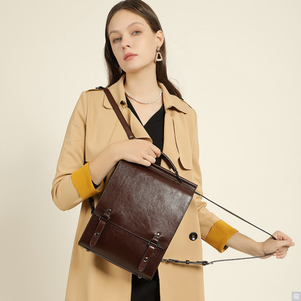 2090 Retro Minimalist Backpack – Cowhide Leather