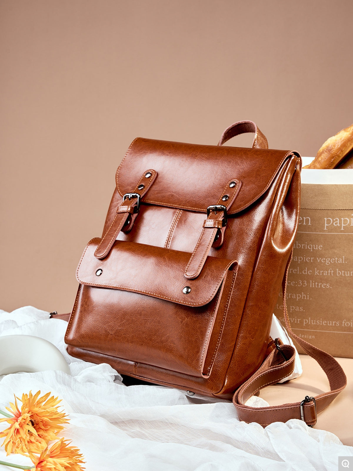 2300 Retro Large-Capacity Backpack – Cowhide Leather