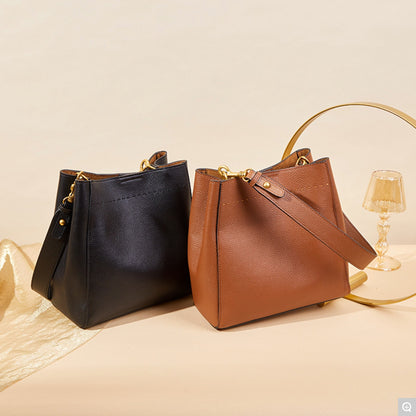 1867 Retro Large-Capacity Bucket Bag – Full Grain Cowhide Leather