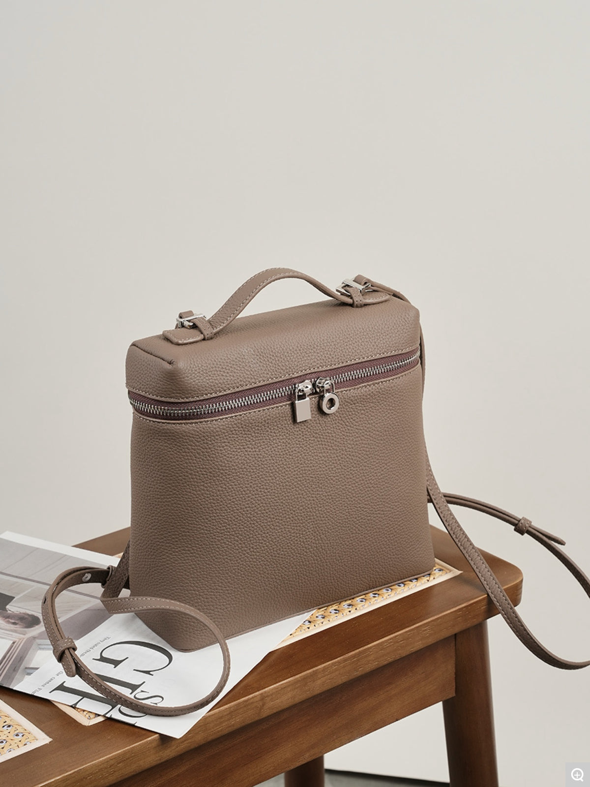 2366 Large-Capacity Backpack – Full Grain Cowhide Leather