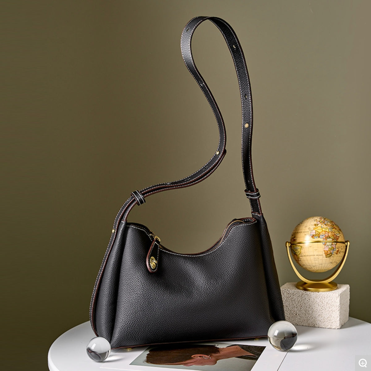 2106 Underarm Bag – Full Grain Cowhide Leather