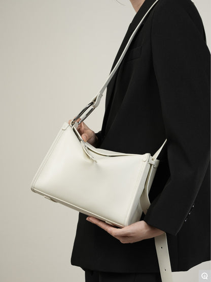 2298 Pillow Bag – Cowhide Leather