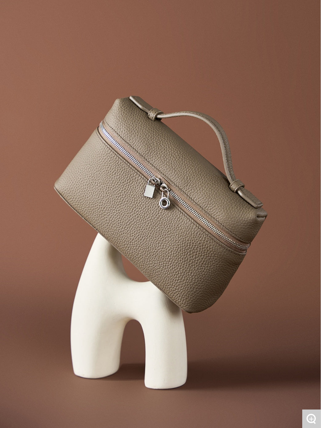 2329 Box Bag – Full Grain Cowhide Leather