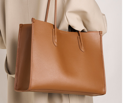 2050 Large-Capacity Tote Bag – Cowhide Leather