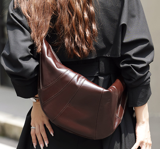 2510 Large-Capacity Dumpling Bag – Cowhide Leather