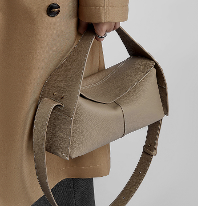 2805 Retro Crossbody Bag – Full Grain Cowhide Leather