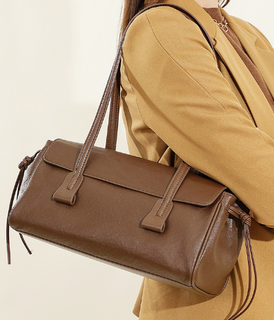 2959 Retro Baguette Bag – Full Grain Cowhide Leather