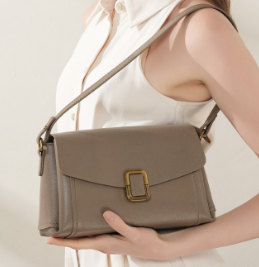 3037 Underarm Bag – Cowhide Leather