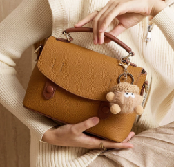3172 Crossbody Bag – Full Grain Cowhide Leather