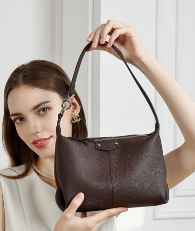 3305 Pebbled Tote Bag – Full Grain Cowhide Leather