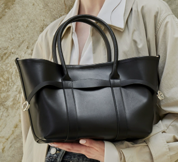 3326 Crossbody Bag – Cowhide Leather