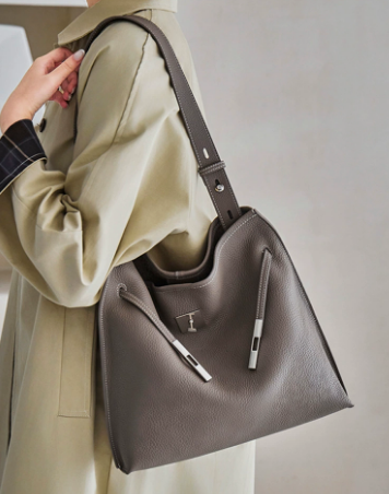 3331 Large-Capacity Tote Bag – Full Grain Cowhide Leather