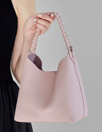 3338 Bucket Bag – Full Grain Cowhide Leather