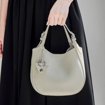 3340 Minimalist Market Bag – Full Grain Cowhide Leather