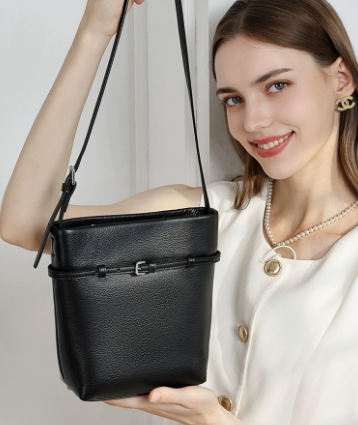 3345 Bucket Bag – Full Grain Cowhide Leather
