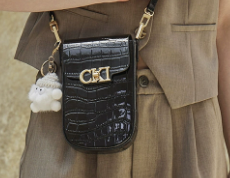 3358 Retro Phone Bag – Cowhide Leather