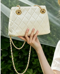 3372 Quilted Chain Bag – Sheepskin Leather