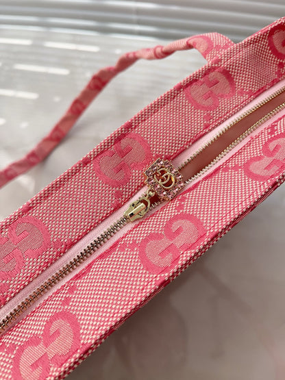 GUCCI Vanity Carrier Pink