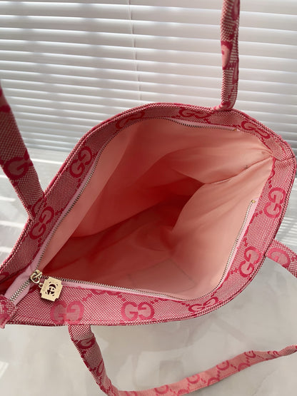 GUCCI Vanity Carrier Pink