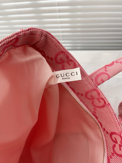GUCCI Vanity Carrier Pink