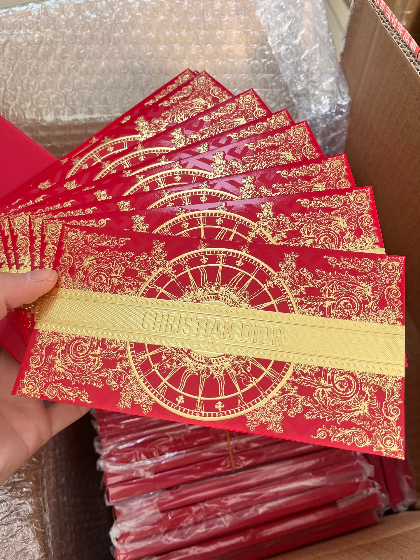 CHRISTIAN DIOR Red Packet 8's (Original)